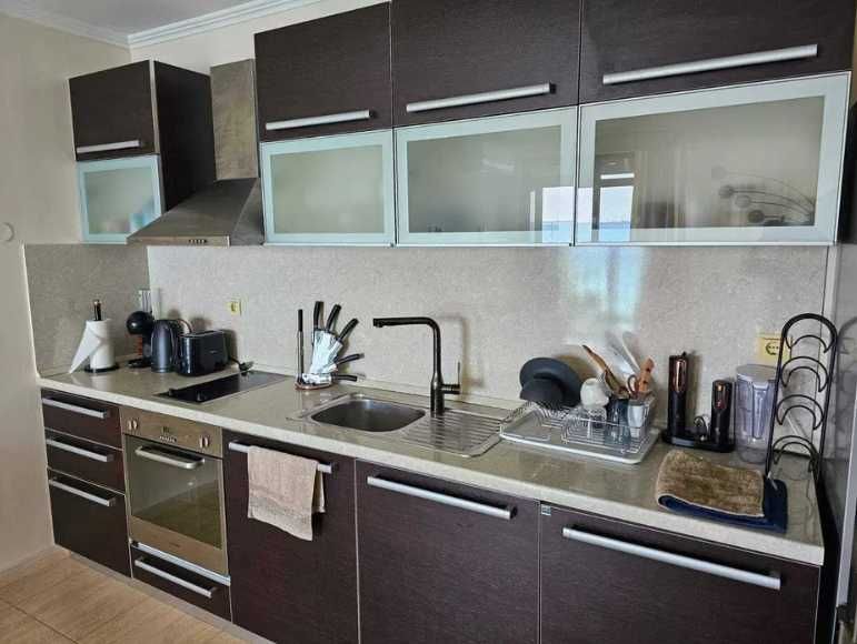 Дава се под наем Двустаен апартамент в Свети Влас - 64 кв.м за 250 € - Снимка #1