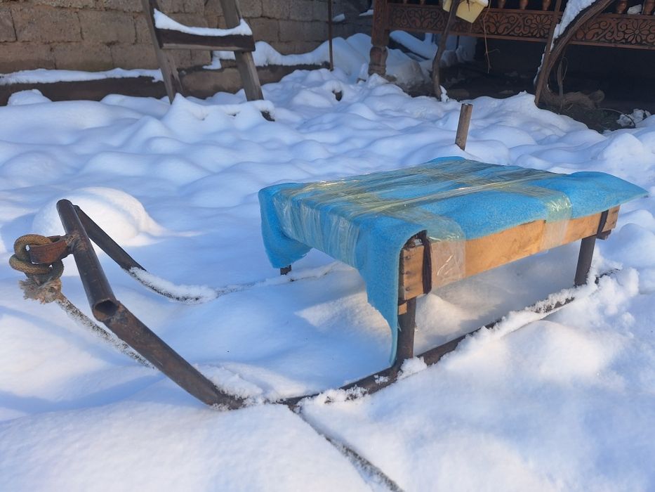 Санки продаётся прочные