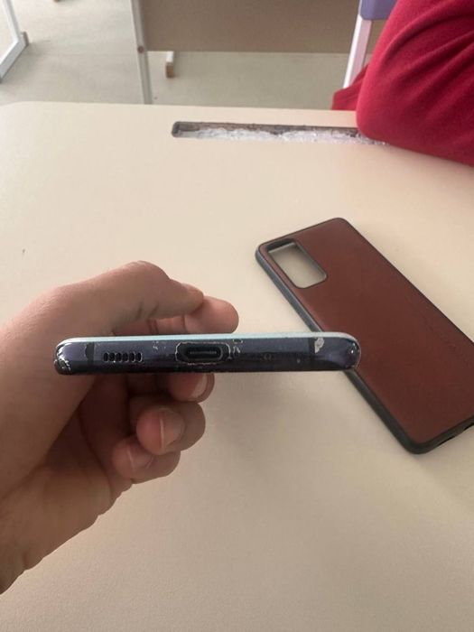 Samsung s20fe САМСУНГ с20фе