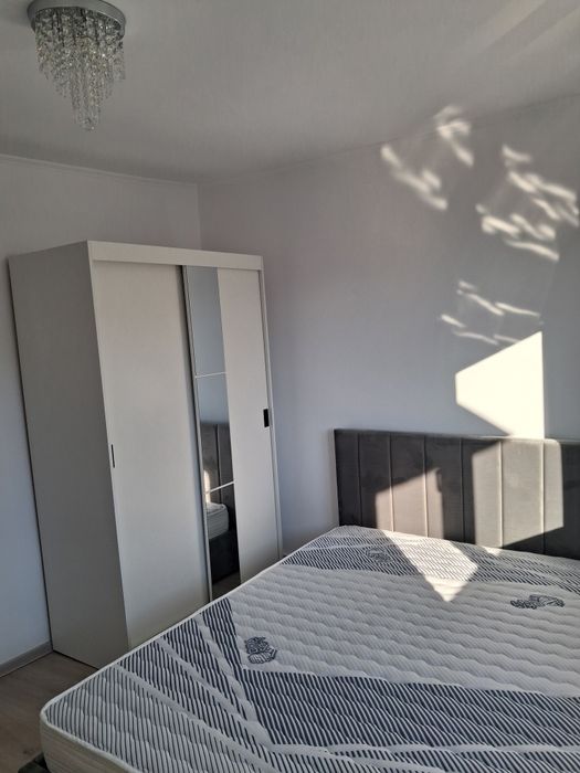 Vand apartament 3 cam