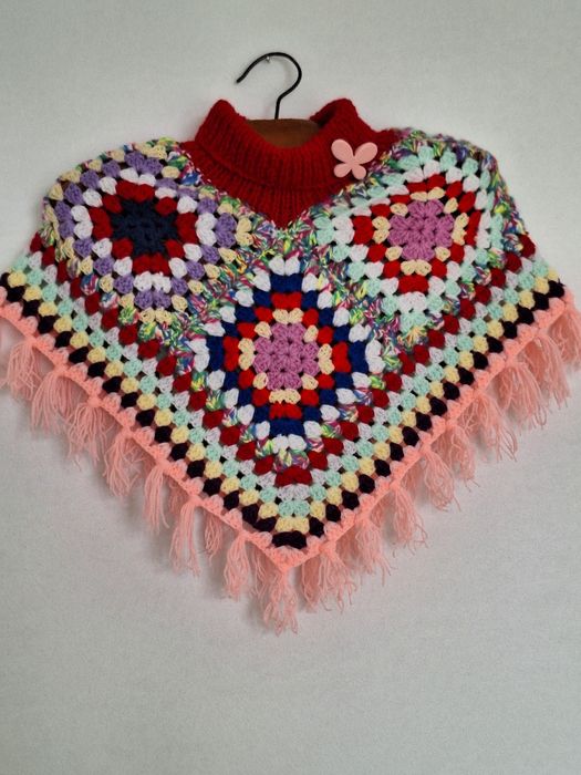 Poncho copii.Crosetat manual.