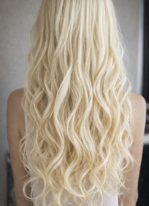 Extensii lungi blond deschis