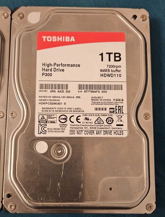 Hard-uri 1TB defecte  3x Toshiba si 1X Seagate