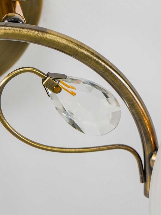 Lyustra oshxona,shisha va metall,yotoqxona,ofis, koridor uchun qandil,