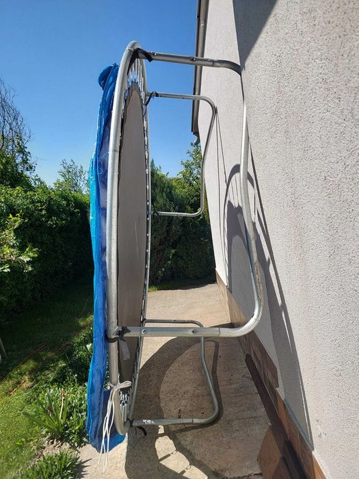 Trambulina și bicicleta