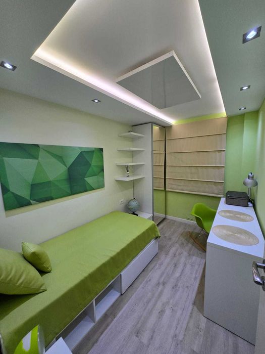 Tomis Nord - PROPRIETAR 3 camere 40 mp  80 000 EURO