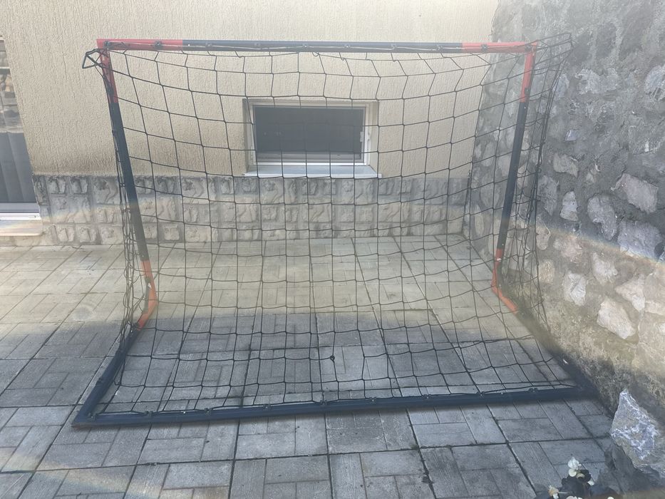 Vand poartă de fotbal copii,stare foarte bună!