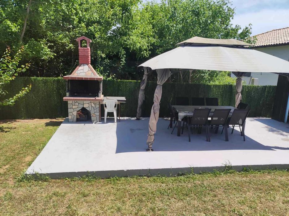 Вила Кристина, Паралия Офринио, Гърция