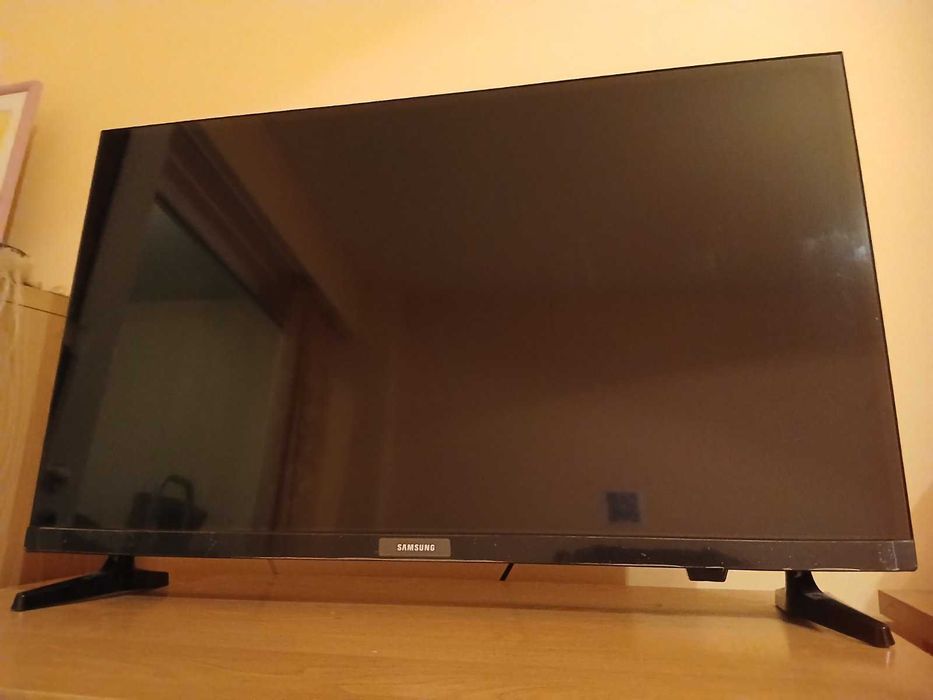 Телевизор Samsung 32T4002, 32"/80 см, HD, LED, Non-Smart TV, 2xHDMI