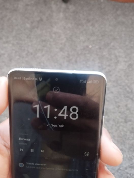 Xiaomi 12 smartfoni sotiladi