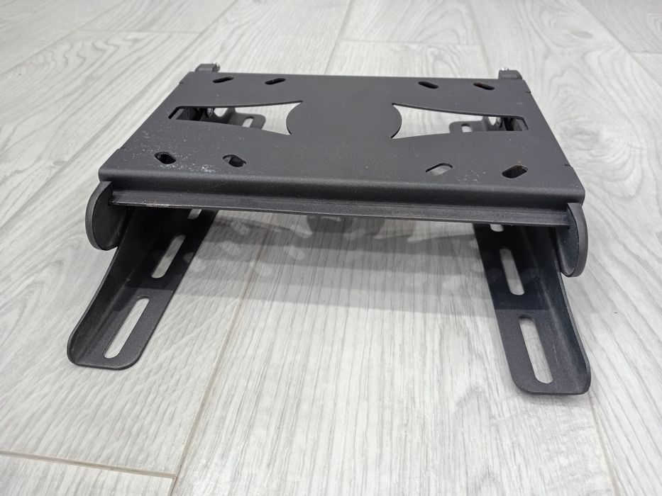 Кронштейн для телевизора