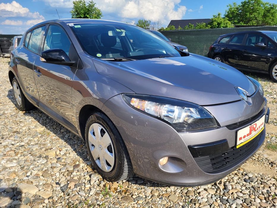 RENAULT Megane 2012