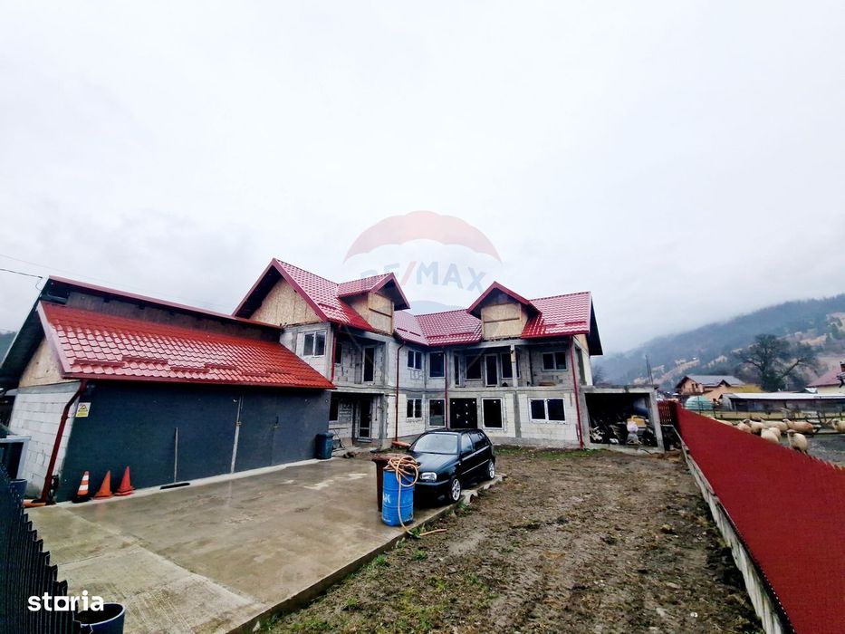 Casă / Vilă la munte