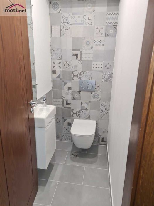 Дава се под наем Тристаен апартамент в Пловдив, Център - 120 кв.м за 700 € - Снимка #4