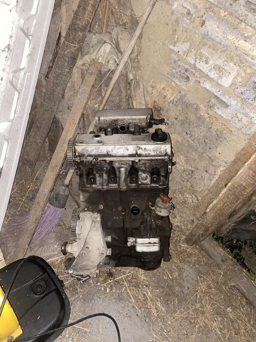 Продам двигатель 2Е