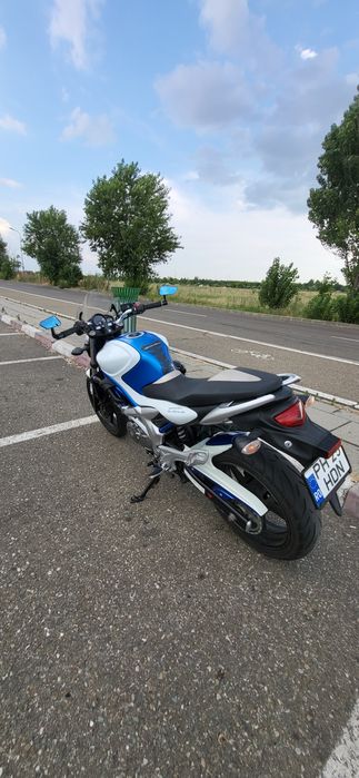 Suzuki Sfv 650 Gladius