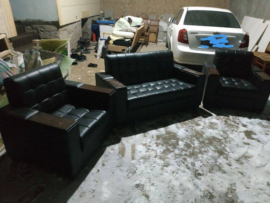 Minni divan kreslo Black office