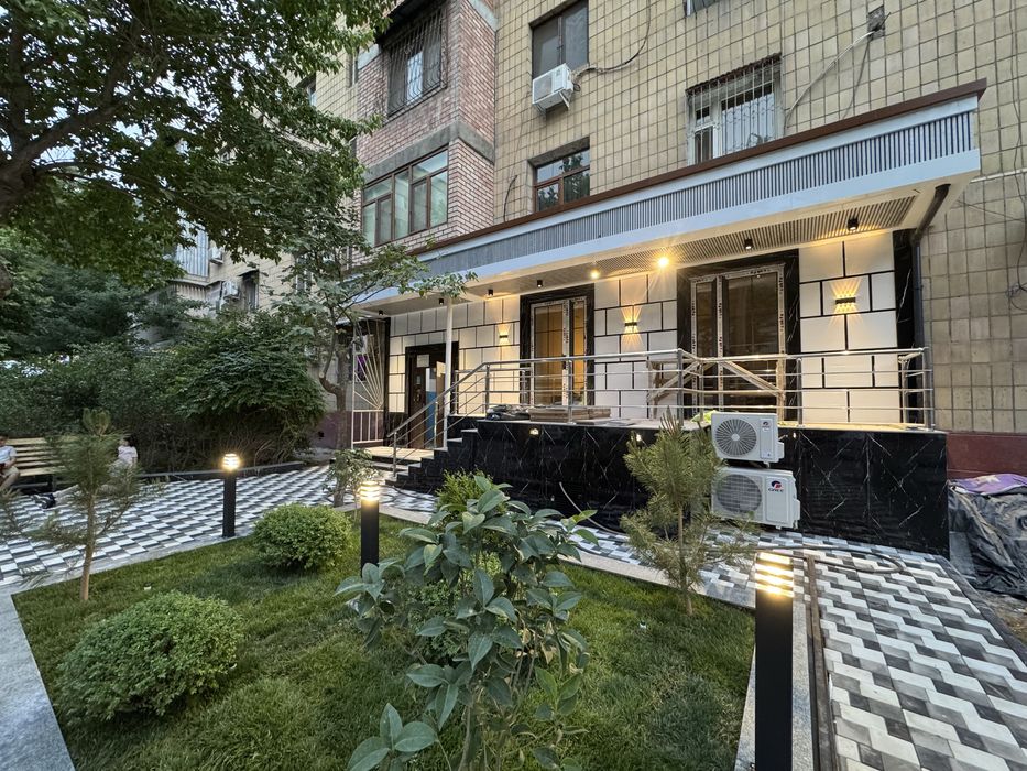 Мирабад | ЦУМ - Сдается в аренду помещение вдоль дороги 95м2