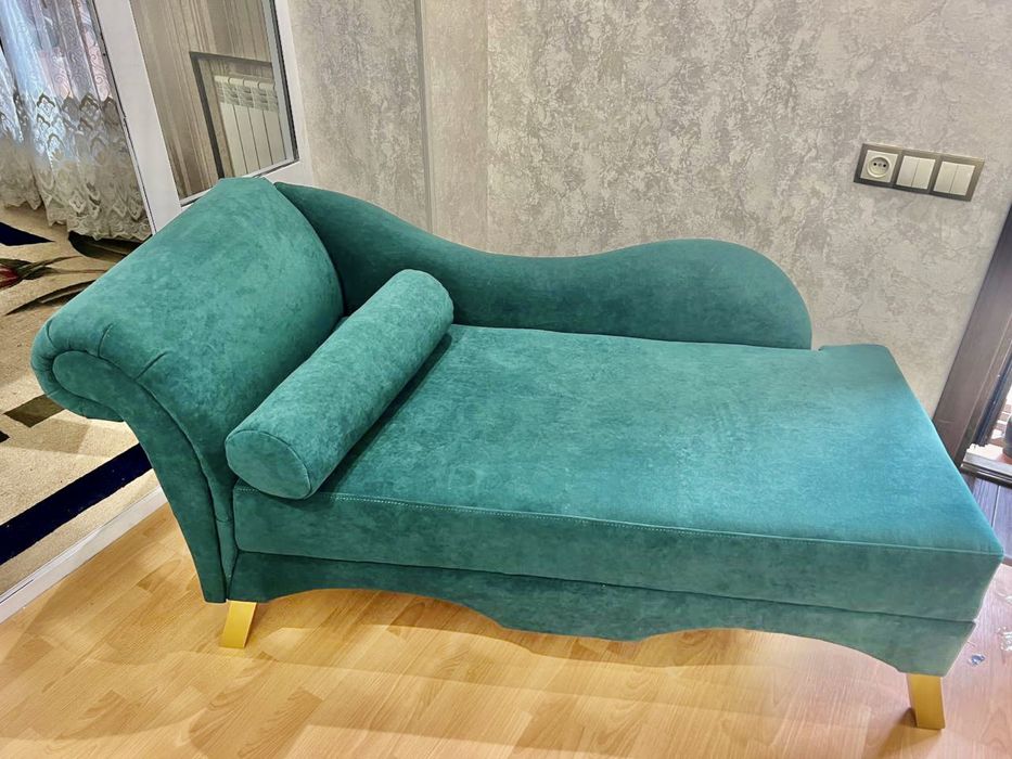 Кушетка. Софа. Диванчик. Диван