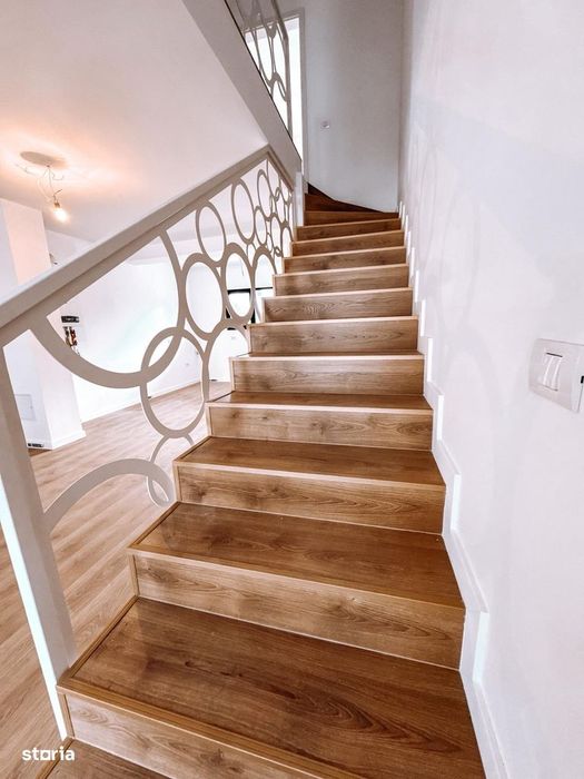 Duplex nou, 4 camere, langa Primaria Tunari