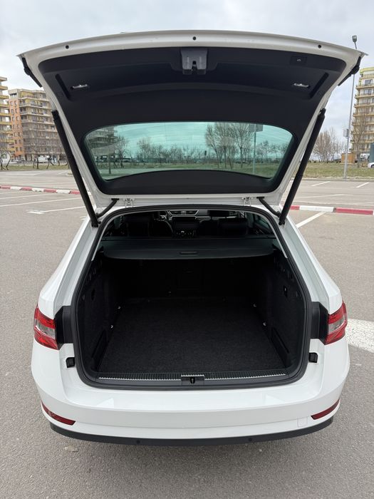 SKODA Superb 2021 — imagine 4