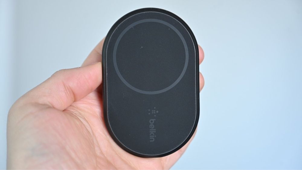 Belkin Avto Magnetic Wiriless Car Charger