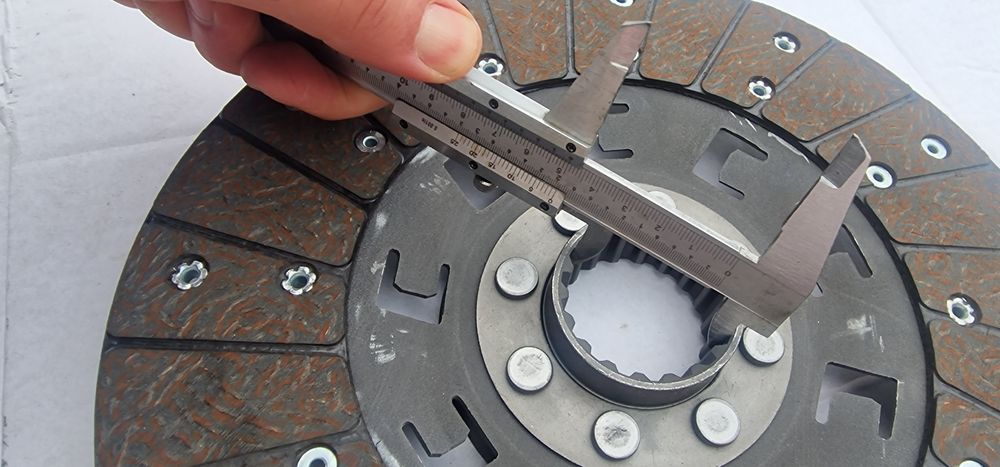 Disc priza putere ambreiaj fiat 715 import Italia original pret 850 le