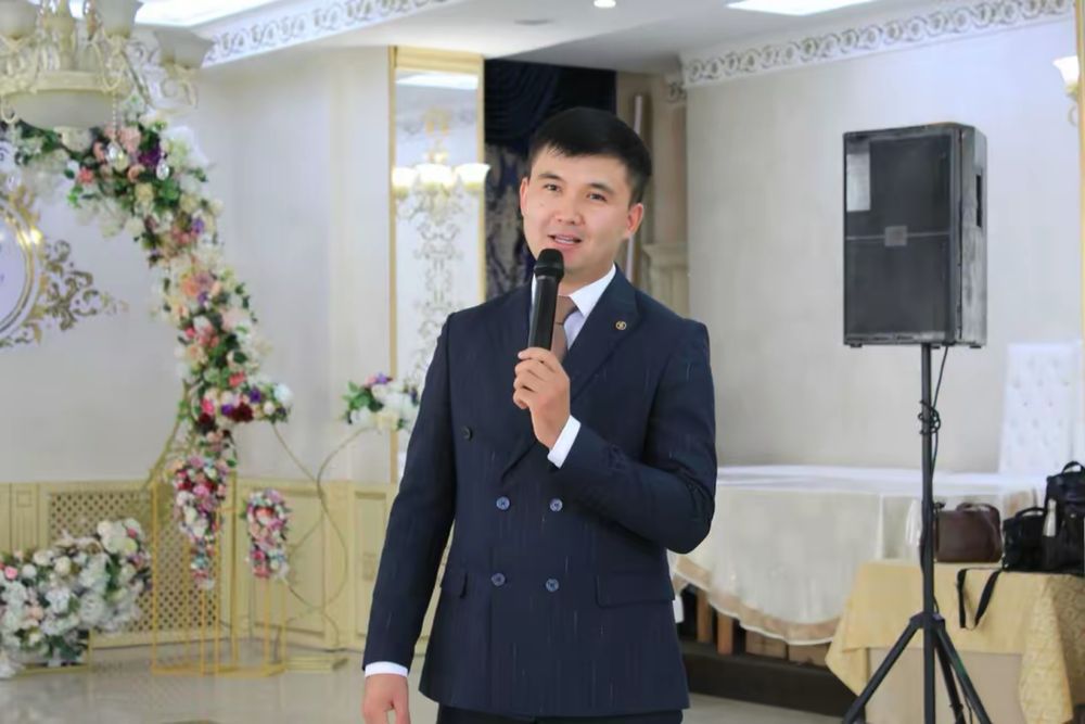 Тамада Асаба Шоумэн