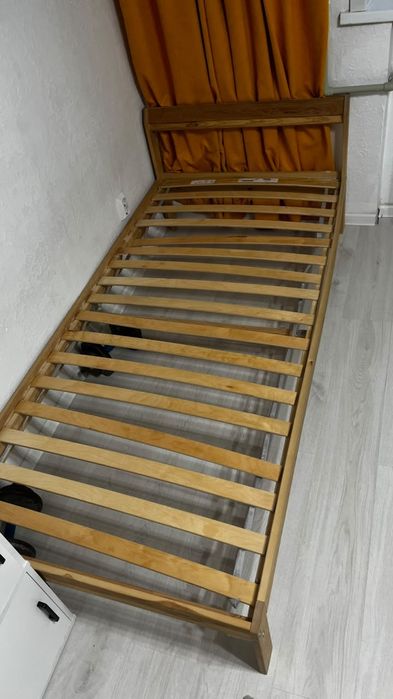 Продам кровать от Икея