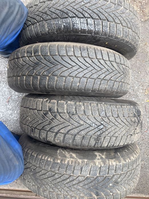 Roți de iarnă  Ford Ecosport