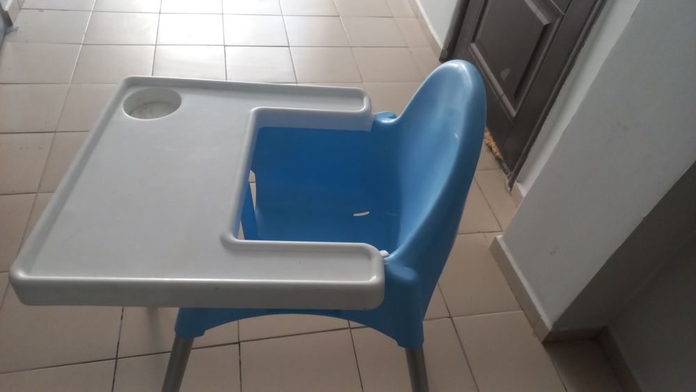 Ходунок и кармячи стол