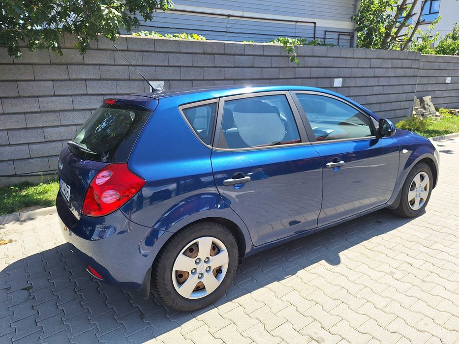 KIA Ceed 2009 — imagine 15