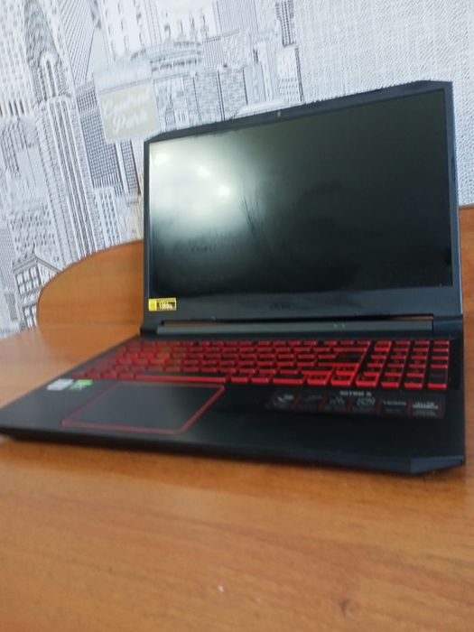 Игровой ноутбук Acer