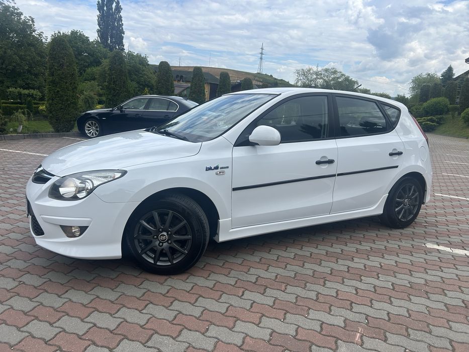 HYUNDAI i30 2011 — imagine 17