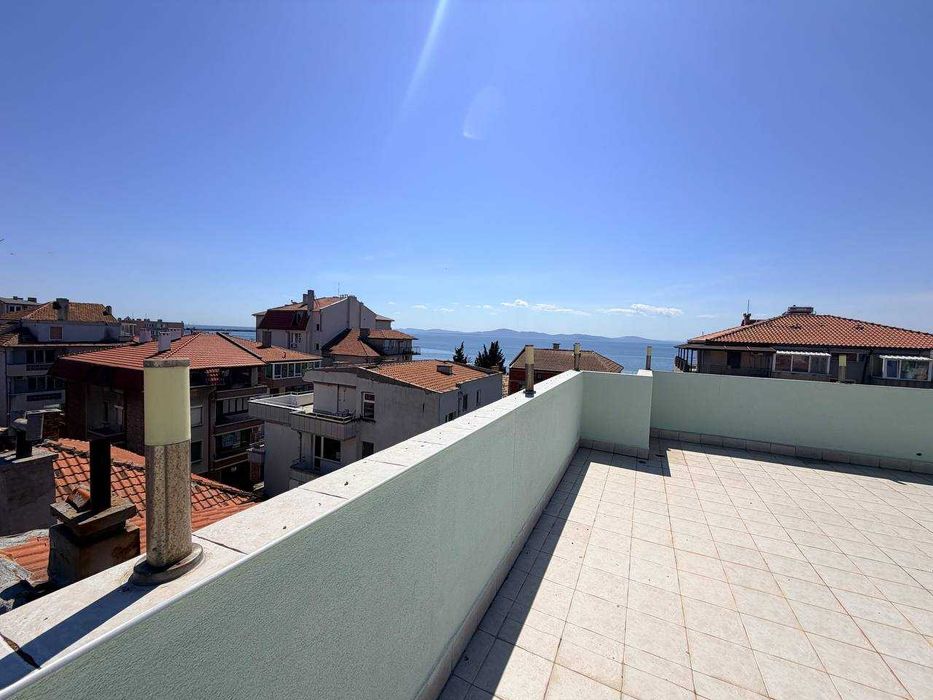 Продава се Тристаен апартамент в Поморие - 260 кв.м за 391 €/кв.м - Снимка #3