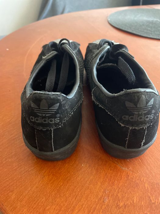 Маратонки Adidas 40