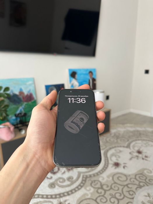 Продам айфон 15про 256