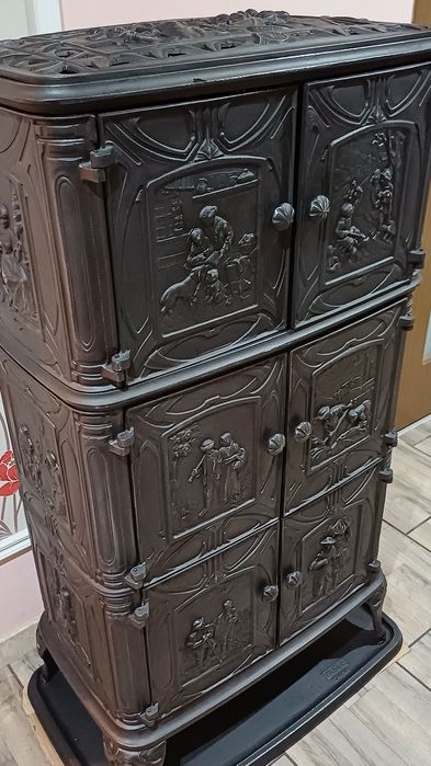 Sobă din fontă foarte veche  o adevărată bijuterie