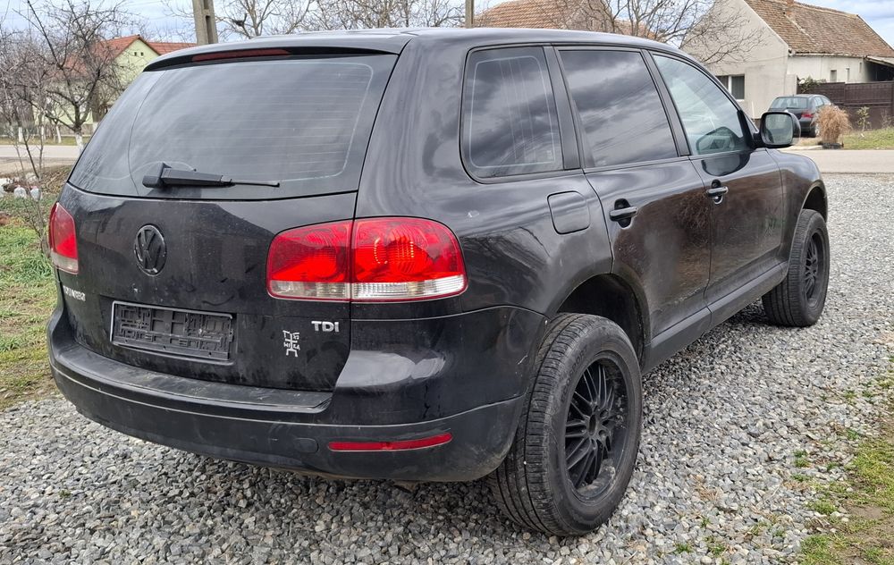 Dezmembrez touareg 2.5  4x4 (BAC) Automat dețin orice piesă 2005