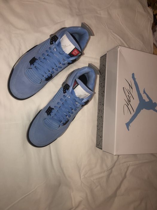 Jordan Retro4 university Blue