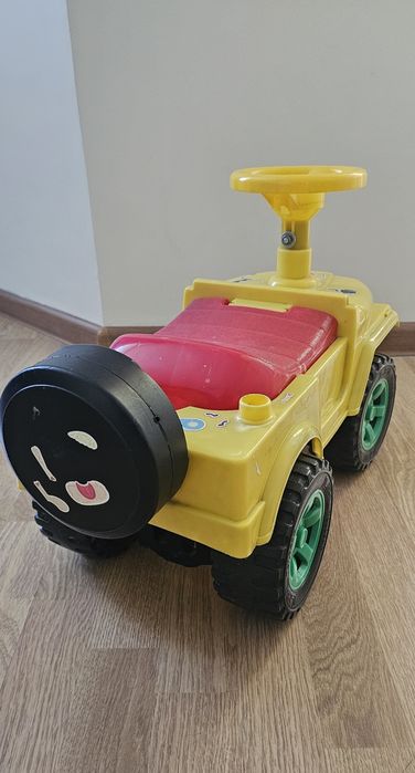 Машинка детская качественная