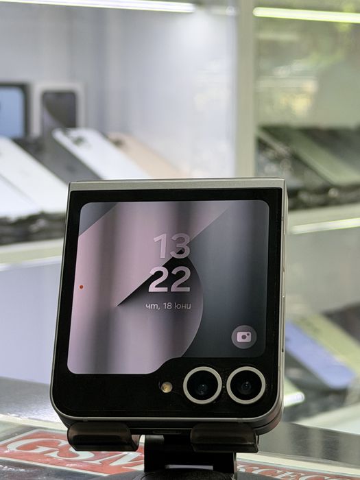Samsung Galaxt Z Flip 6 256Gb