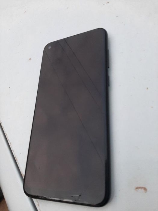 Samsung A11 Sroshna Sotiladi.!!