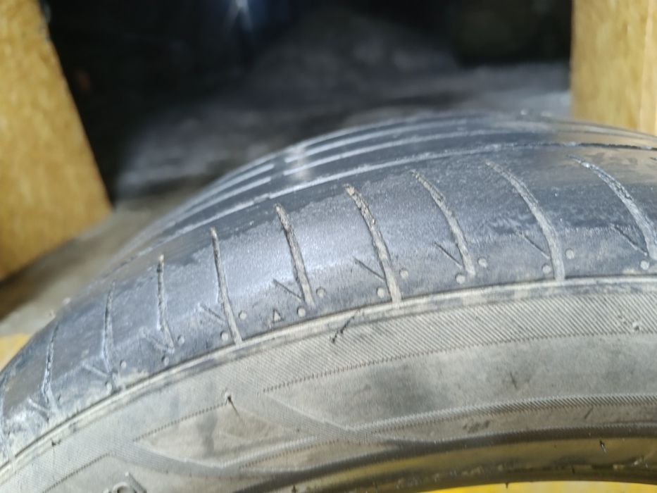 Продам резину лето на 17