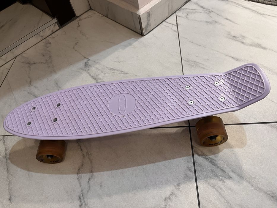 Момичешки пениборд със светещи колела