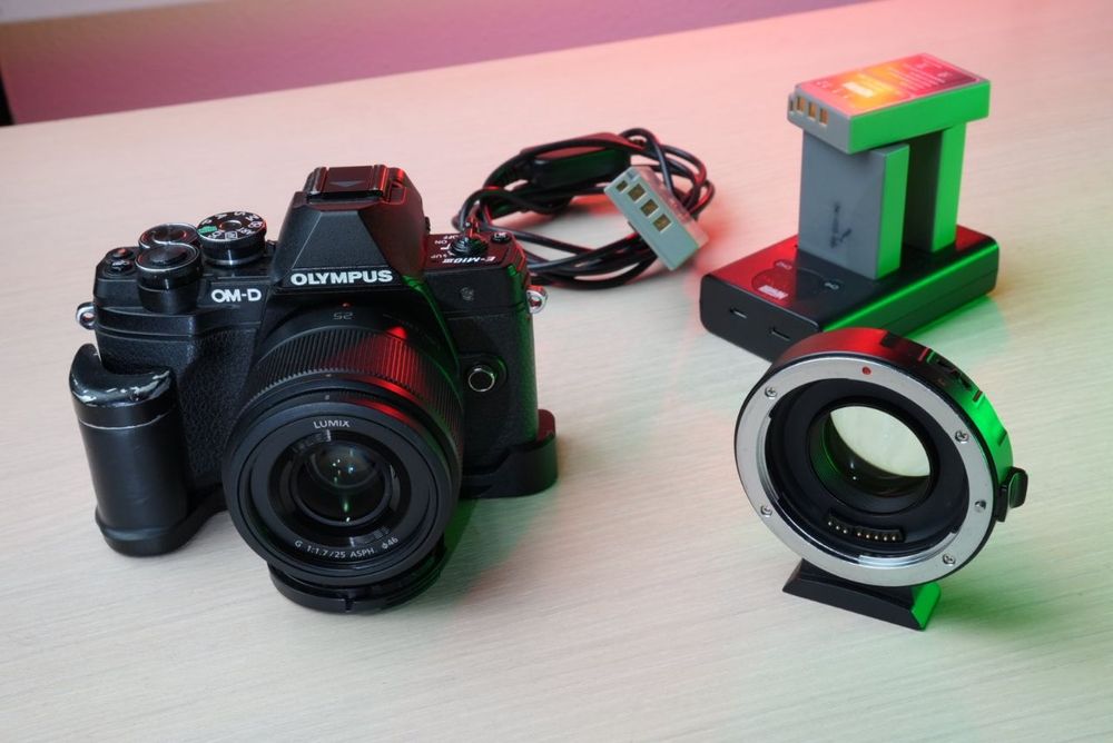 Olympus OM-D E-M10 Mark III (4K) + Viltrox EF-M2 + OBIECTIV BONUS!