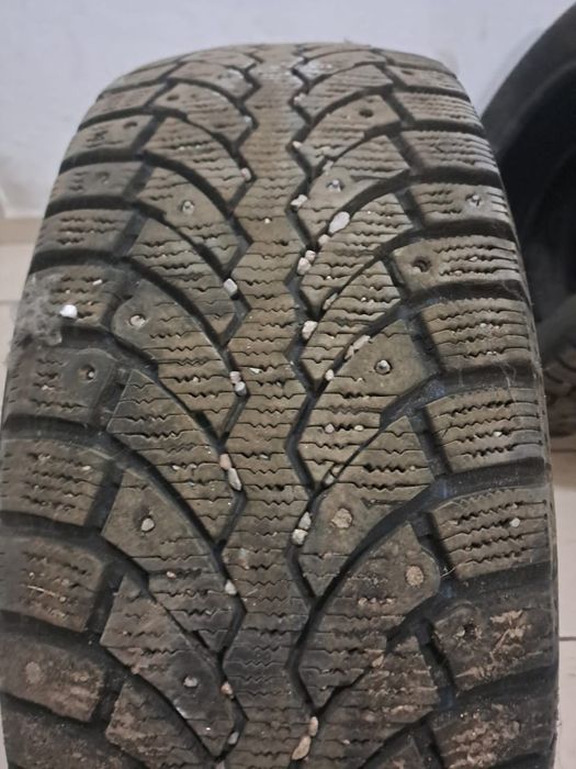 Автомабильный шина