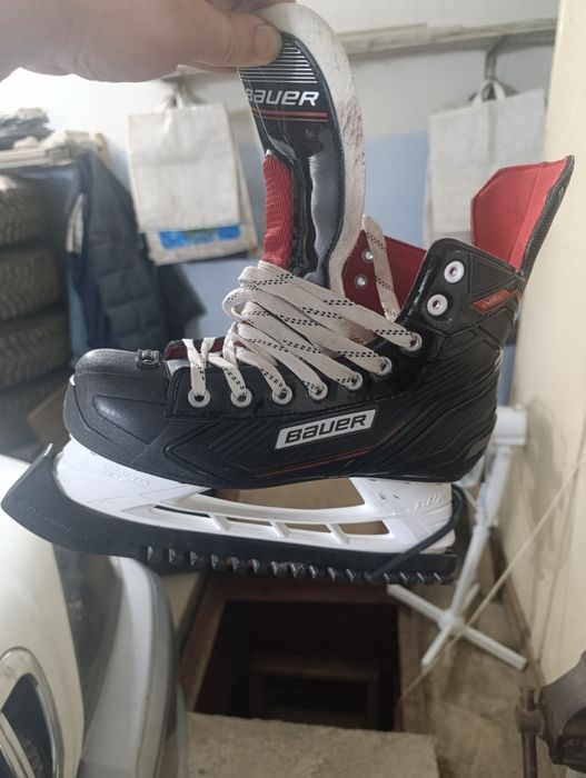 Продам коньки Bauer Nsx-Sr