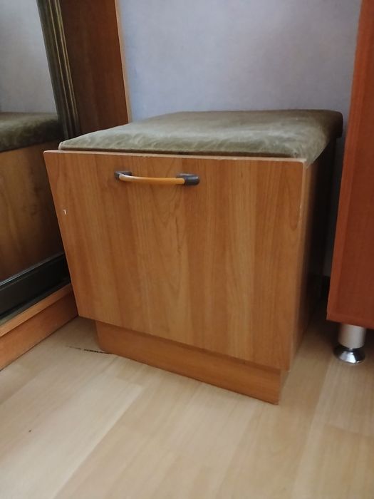 Продаю бу мебели.