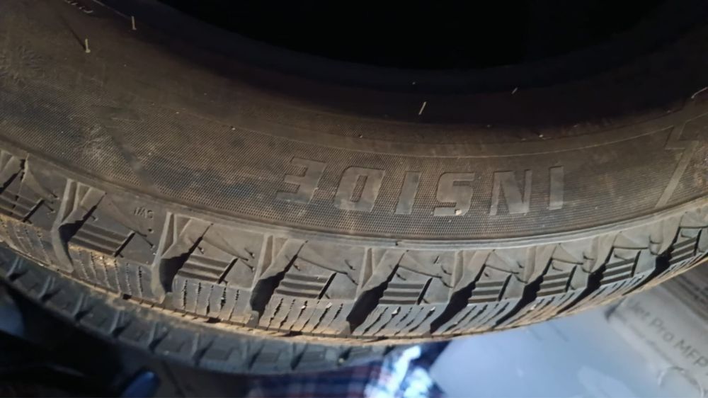 Продам комплект резины